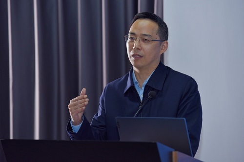 中共合川區(qū)委書記李應(yīng)蘭講話.jpg 中共合川區(qū)委書記李應(yīng)蘭講話.jpg