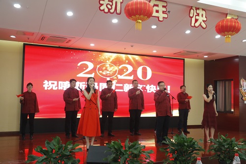 合唱《我和我的祖國》.JPG 合唱《我和我的祖國》.JPG